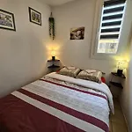 Bel Climatisé Vu Sur L'étang Appartement